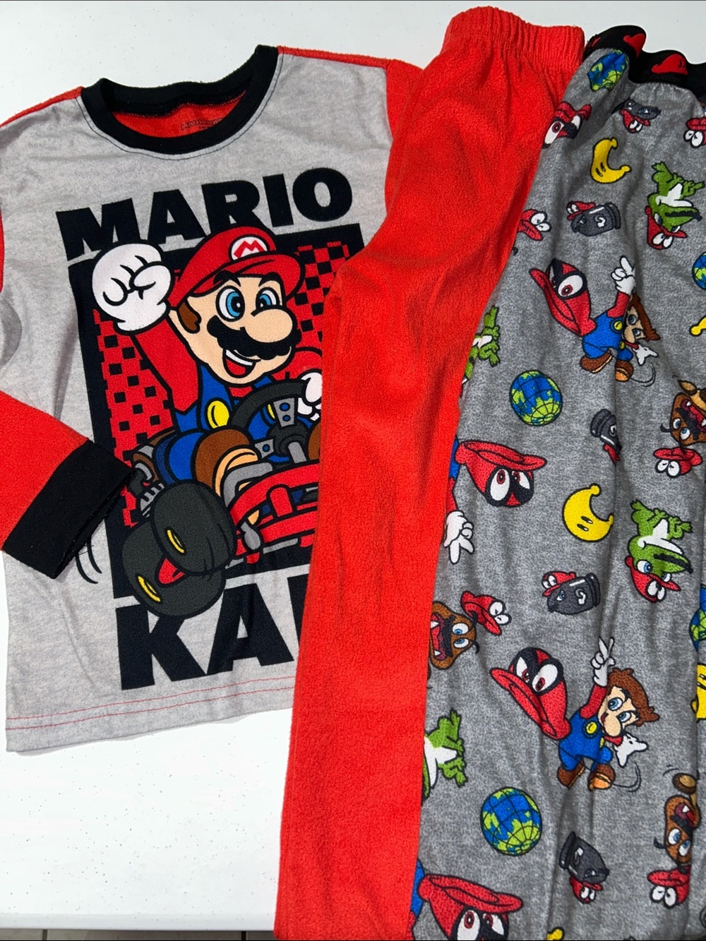 Super Mario Boy’s Pajama Bundle Size M (6/8)
